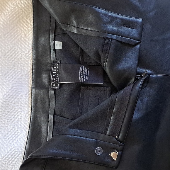 NWOT Bagatelle Womens Faux Black Leather Wide Leg Hugh Rise Crop Pants S-M - Picture 7 of 8